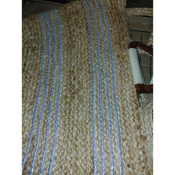 Woven wood handle beach bag - Picture 7 of 8